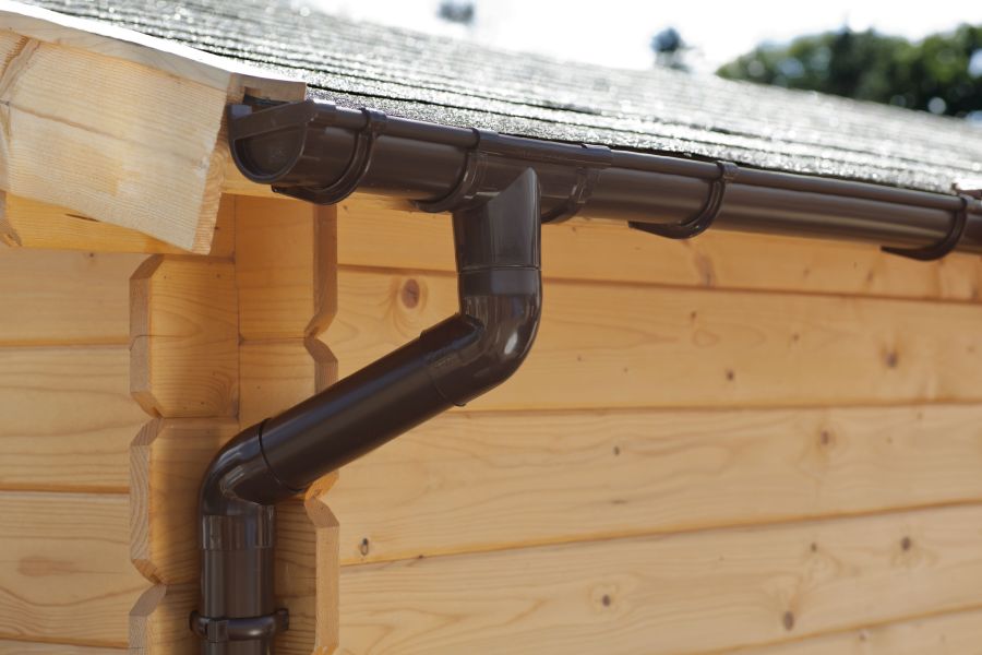 okap-pro-sedlovou-strechu-12-000-mm Dachrinne für Giebeldach 12 000 mm Dachrinne für Giebeldach 12 000 mm