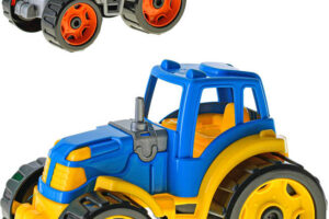 Traktor Baby bunt aus Kunststoff 25cm Freilaufsand 2 Farben Traktor Baby bunt aus Kunststoff 25cm Freilaufsand 2 Farben