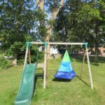 Kinderspielplatz aus Holz mit Schaukel und Rutsche 2m . – Bild 2