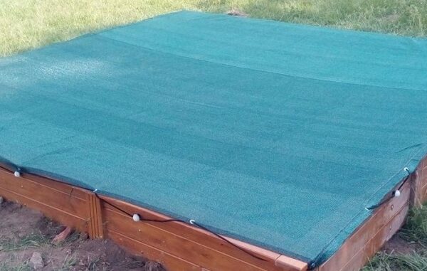 Sandkastennetz mit Gummiplatte 1